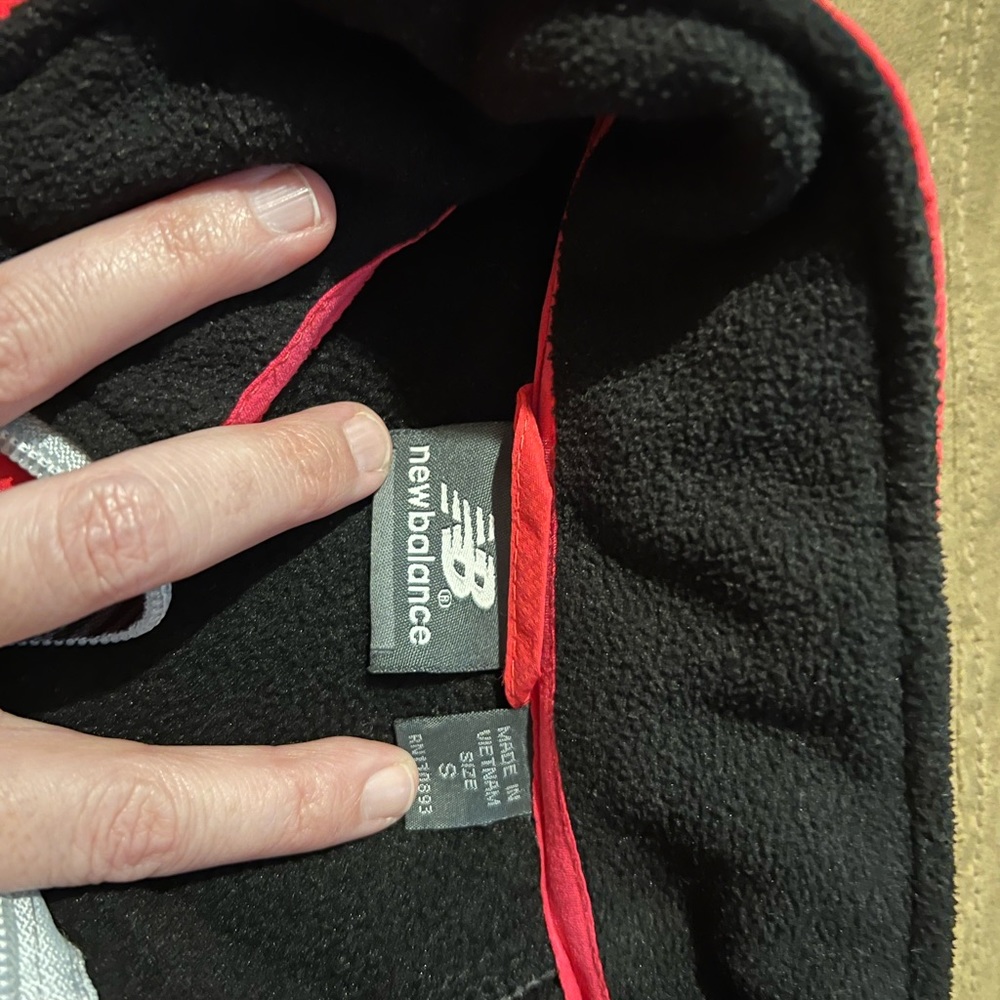 New Balance Jacket - Picture 7 of 7